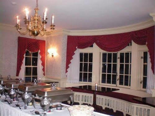 Montague Inn Saginaw Esterno foto