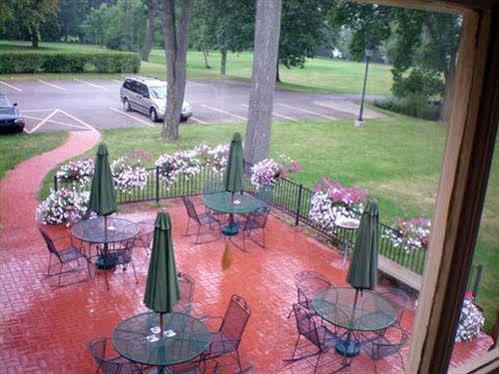Montague Inn Saginaw Esterno foto
